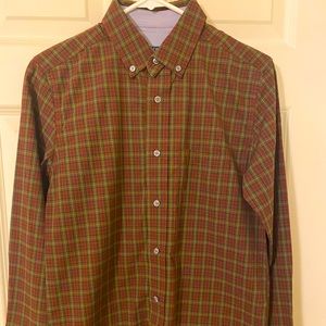 Brand new classic fit long sleeve collared shirt